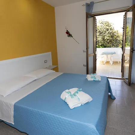 L'oasi Couette-café Tropea